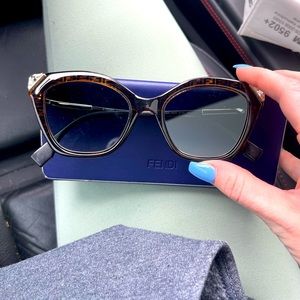 Lightly worn fendi sunglasses